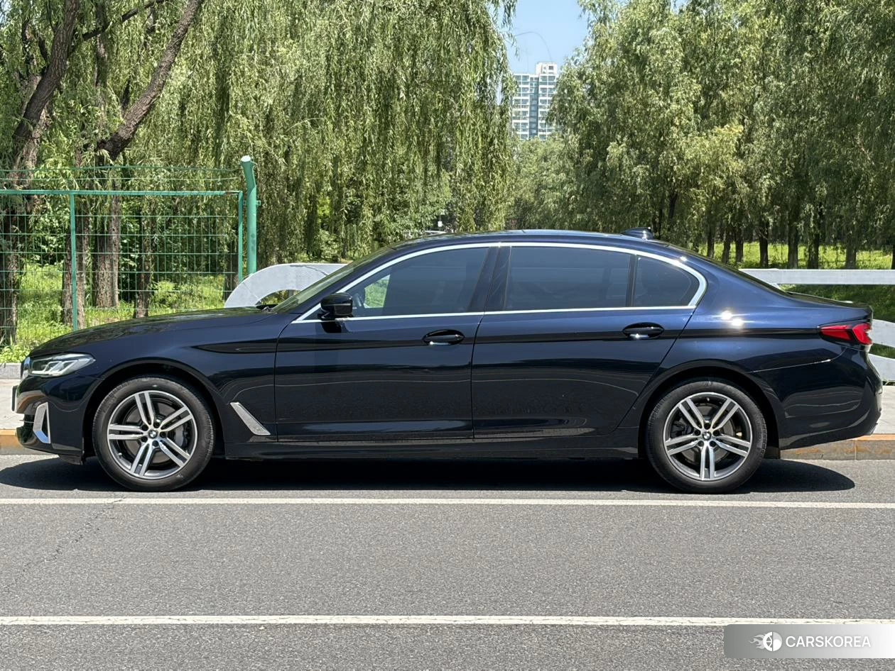 BMW 5 series id 4485607 из Китая 10