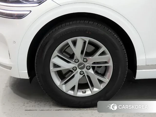 Genesis GV70 id 3278944 из Кореи 10