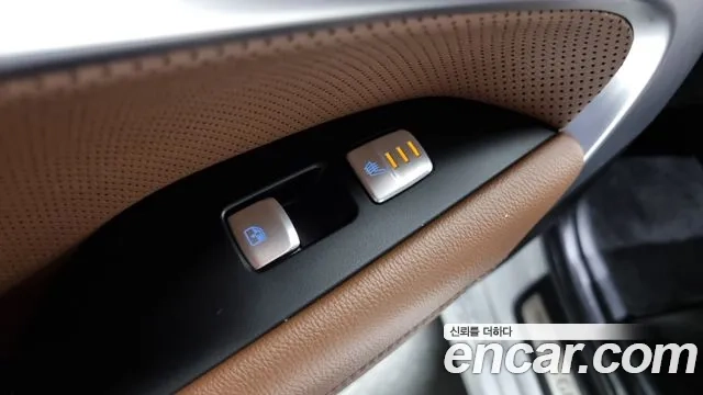 Genesis G70 id 2875972 из Кореи 10