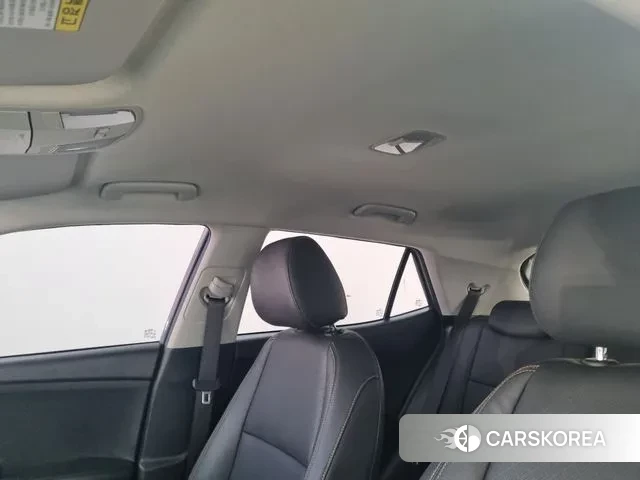 Kia Stonic id 3494865 из Кореи 10