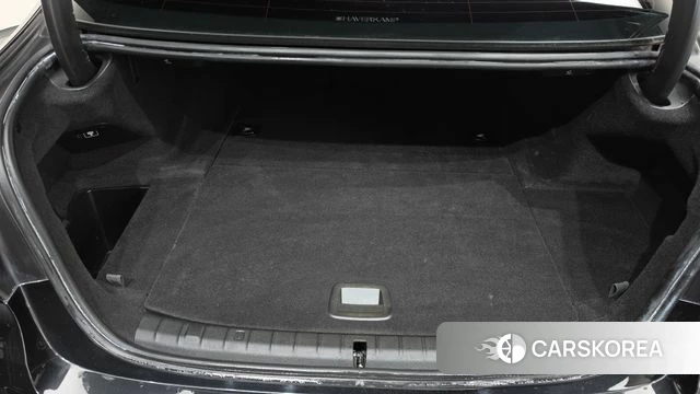 BMW 5 Series (G30) id 4549288 из Кореи 10