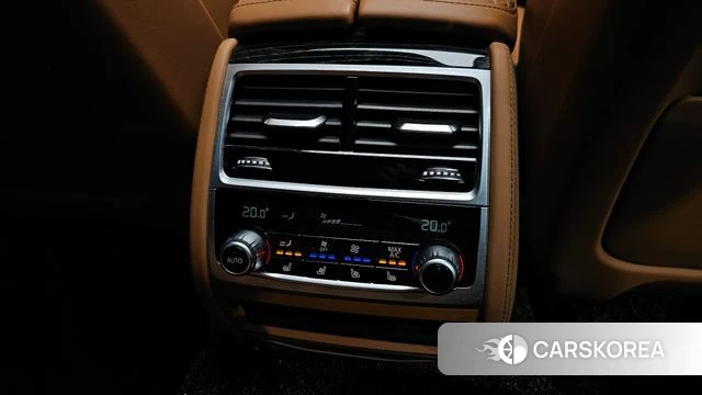 BMW 7 Series (G11) id 4641554 из Кореи 10