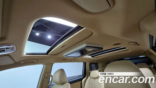 Kia The New Carnival id 2710823 из Кореи 10