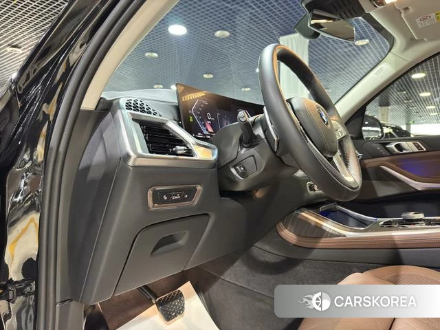 BMW X7 id 4273247 из Китая 10