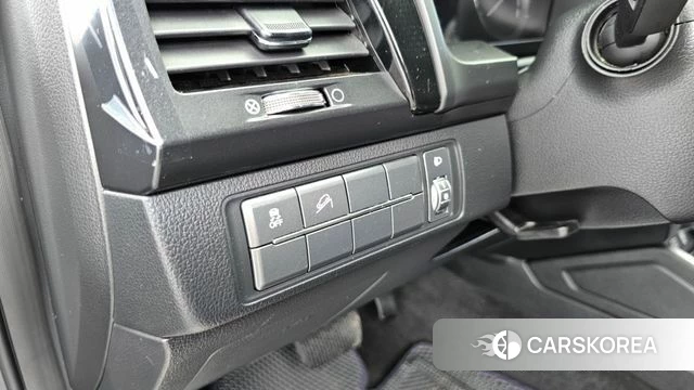 Ssangyong Rexton Sports Cannes id 4642183 из Кореи 10