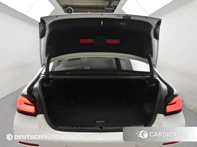 BMW 5 Series (G30) id 3752187 из Кореи 10