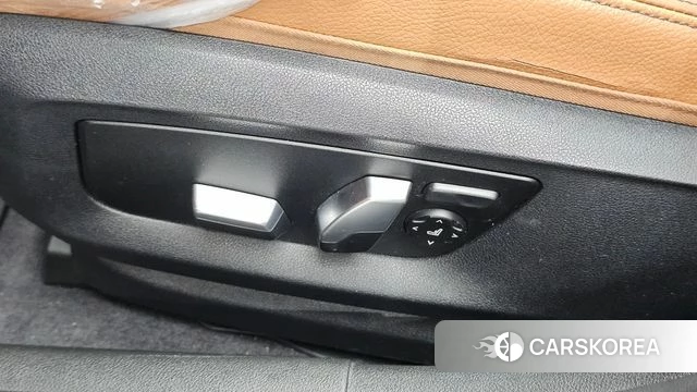 BMW 5 Series (G30) id 4642973 из Кореи 10