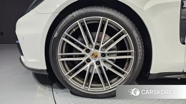 Porsche Panamera (971) id 3469325 из Кореи 10
