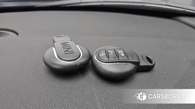 Mini Cooper S Convertible id 3383646 из Кореи 10