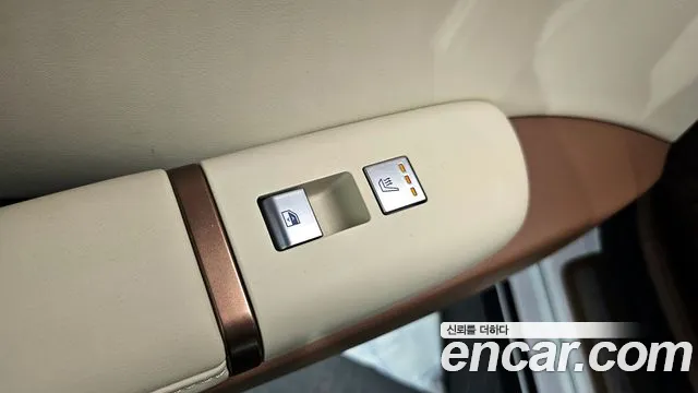 Hyundai Grandeur Hybrid (GN7) id 2715771 из Кореи 10