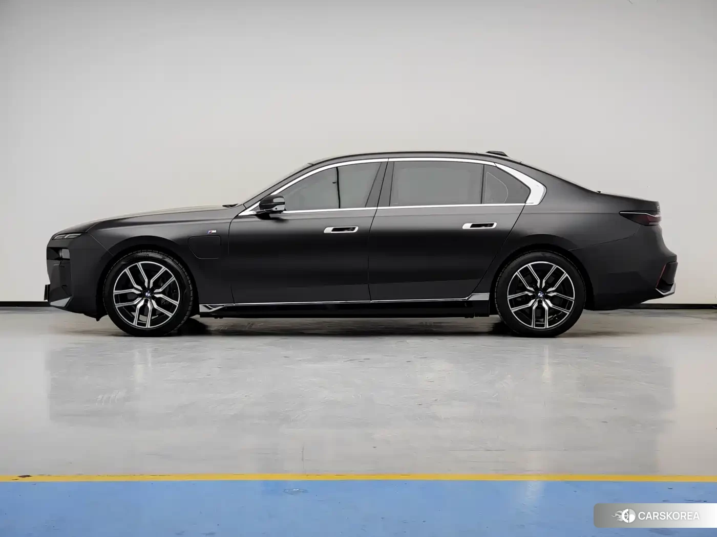 BMW i7 id 4559662 из Китая 10