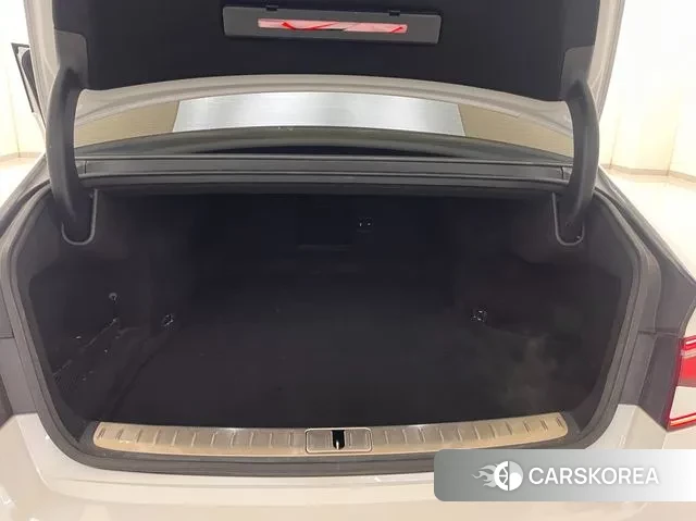 Genesis G90 (RS4) id 3539384 из Кореи 10