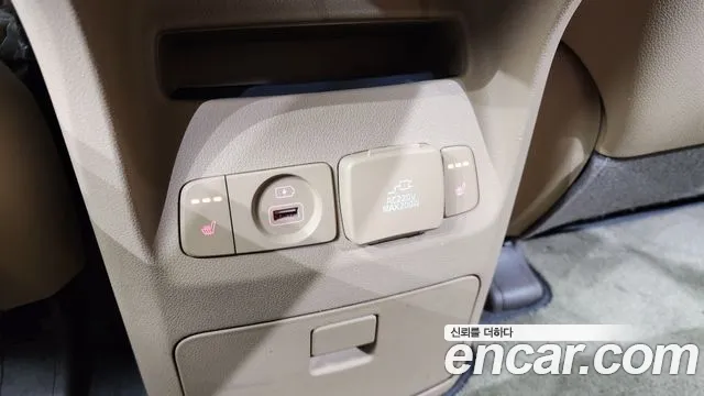 Kia The New Carnival id 2688421 из Кореи 10