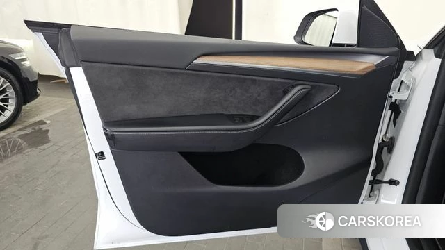 Tesla Model Y id 4571769 из Кореи 10