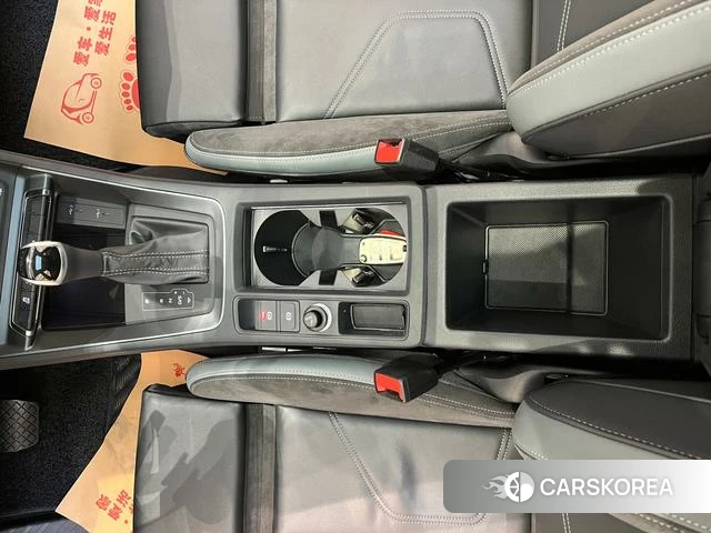 Audi Q3 Sportback id 4261909 из Китая 10