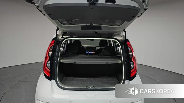 Kia Soul EV id 3894106 из Кореи 10