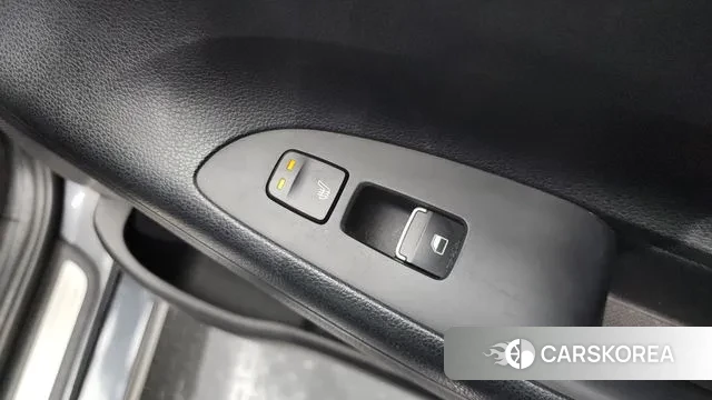 Hyundai Grandeur IG id 3330630 из Кореи 10