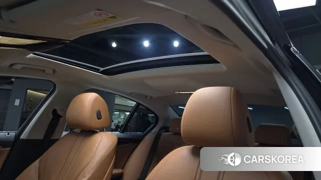 BMW 5 Series (G30) id 3391193 из Кореи 10