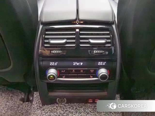 BMW 5 Series (G30) id 2994878 из Кореи 10