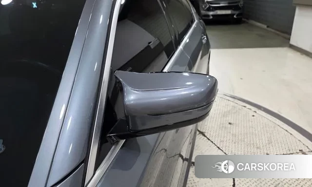 BMW 5 Series (G30) id 3709469 из Кореи 10