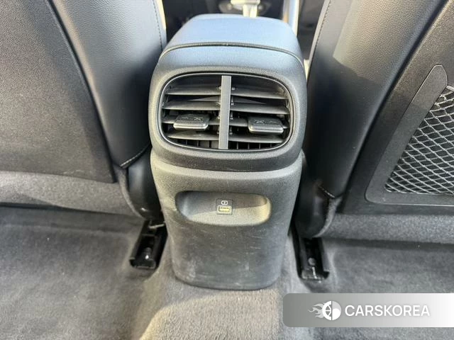 Hyundai Elantra id 4218197 из Китая 10