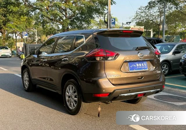 Nissan Qijun id 4221725 из Китая 10