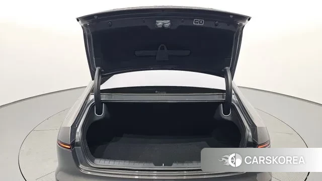 Hyundai Grandeur (GN7) id 3610698 из Кореи 10