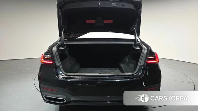 BMW 7 Series (G11) id 3964578 из Кореи 10