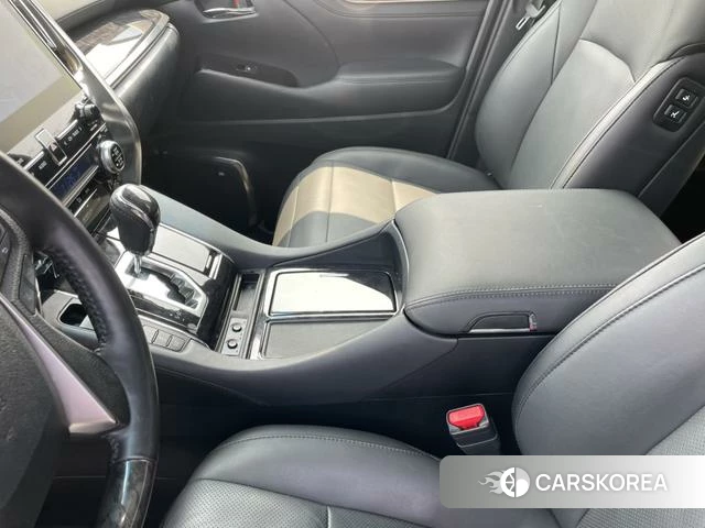 Toyota Wilfa id 3901833 из Китая 10