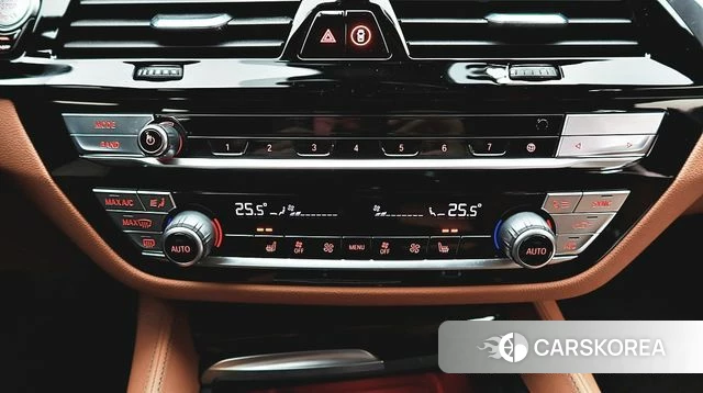 BMW 5 Series (G30) id 3865806 из Кореи 10