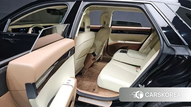 Hyundai Grandeur (GN7) id 3596750 из Кореи 10