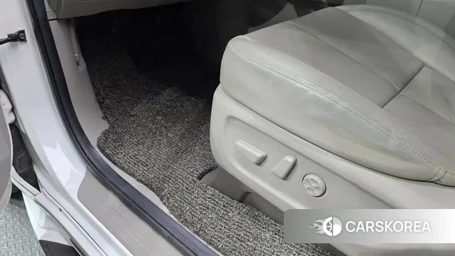 Kia The New Carnival id 3379939 из Кореи 10