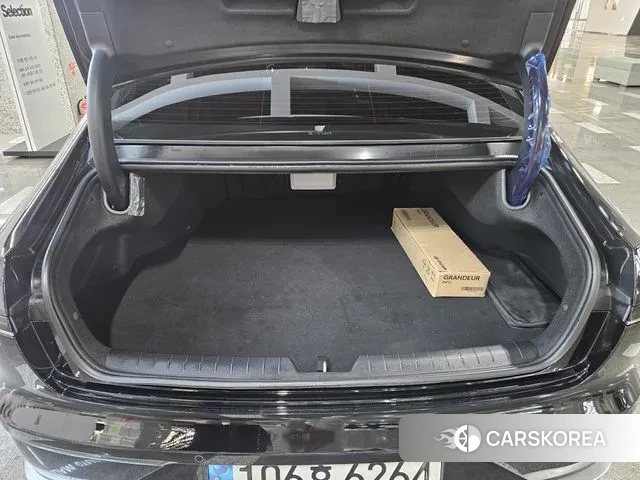 Hyundai Grandeur (GN7) id 3600229 из Кореи 10