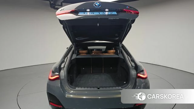 BMW i4 id 4528003 из Кореи 10