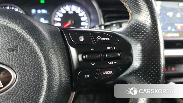 Kia Stonic id 4525858 из Кореи 10