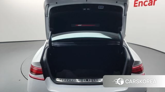 Genesis G90 (RS4) id 4592384 из Кореи 10