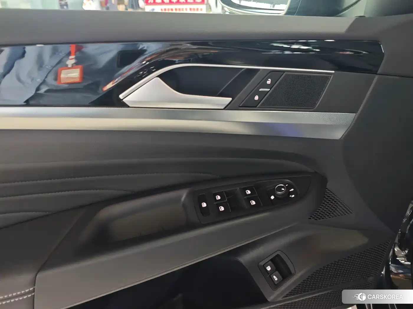 Volkswagen Passat id 4606901 из Китая 10