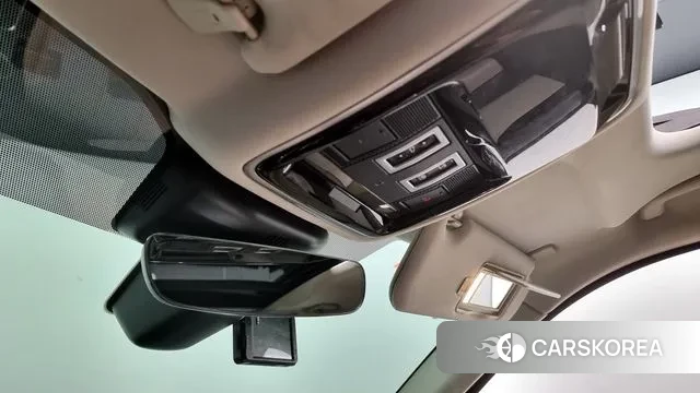 Land Rover Range Rover Velar id 3018835 из Кореи 10