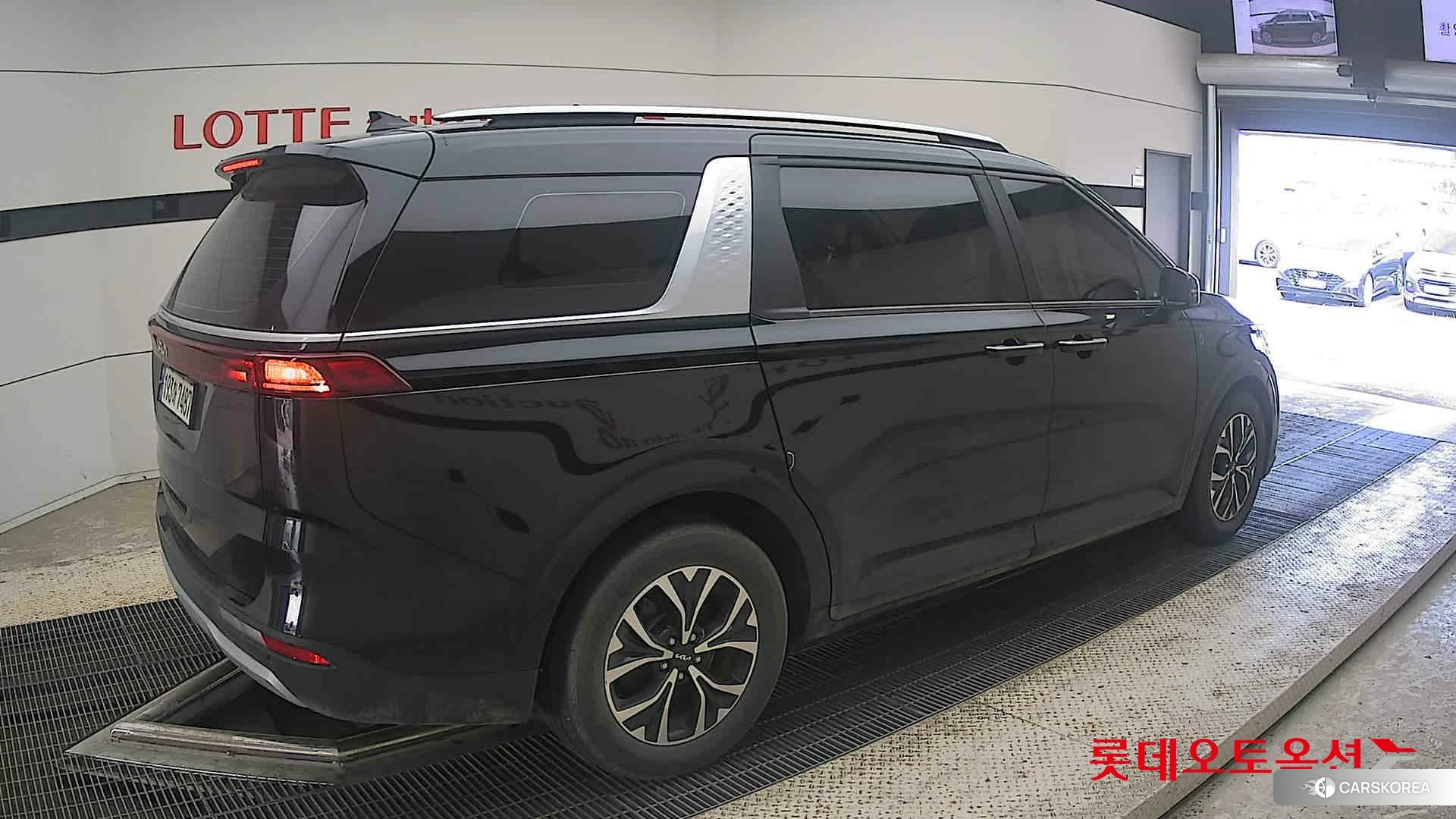 Kia Carnival id 4498434 из Кореи 10