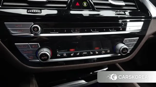 BMW 5 Series (G30) id 3520002 из Кореи 10