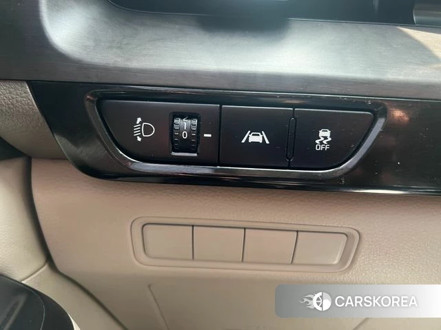 Kia Carnival 4th generation id 4601423 из Кореи 10