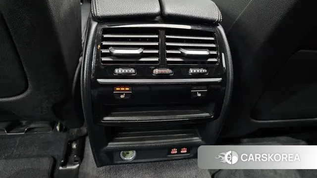 BMW 5 Series (G30) id 3412774 из Кореи 10