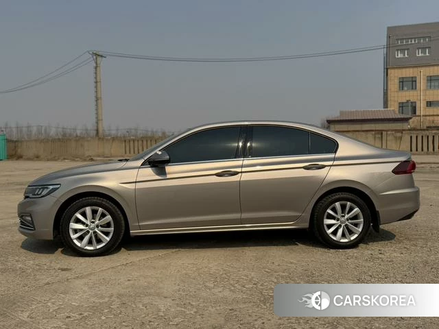 Volkswagen Bora id 3863623 из Китая 10