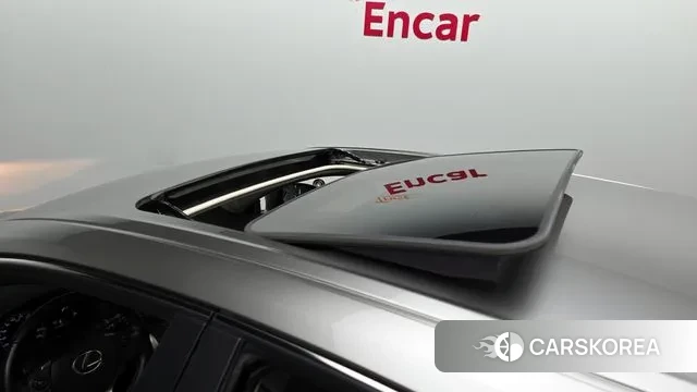 Lexus CT200h id 3375186 из Кореи 10