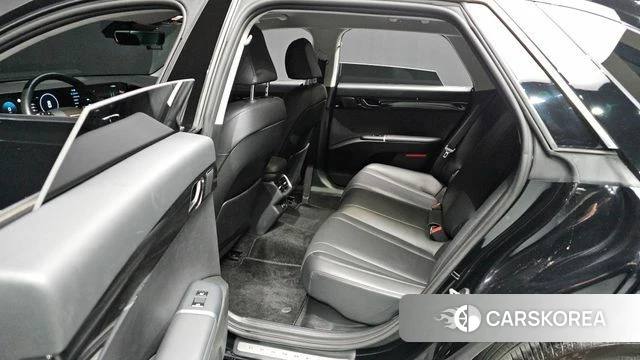 Hyundai Grandeur Hybrid (GN7) id 3883720 из Кореи 10