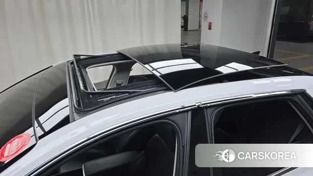 Hyundai Grandeur Hybrid (GN7) id 3333476 из Кореи 10