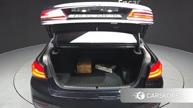 BMW 5 Series (G30) id 3616729 из Кореи 10