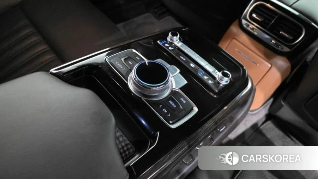 Genesis G90 id 4285167 из Кореи 10