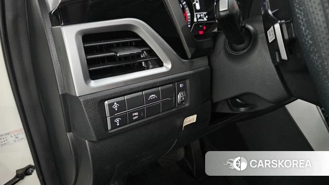Ssangyong Beautiful Korando id 4572332 из Кореи 10