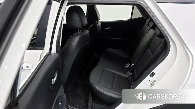 Kia Stonic id 3029252 из Кореи 10